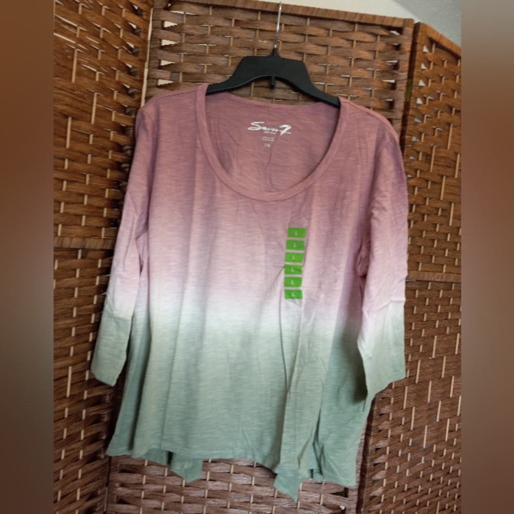 Seven7 Dip Dye Cotton Top 3/4 Sleeve Sharkbite Hem